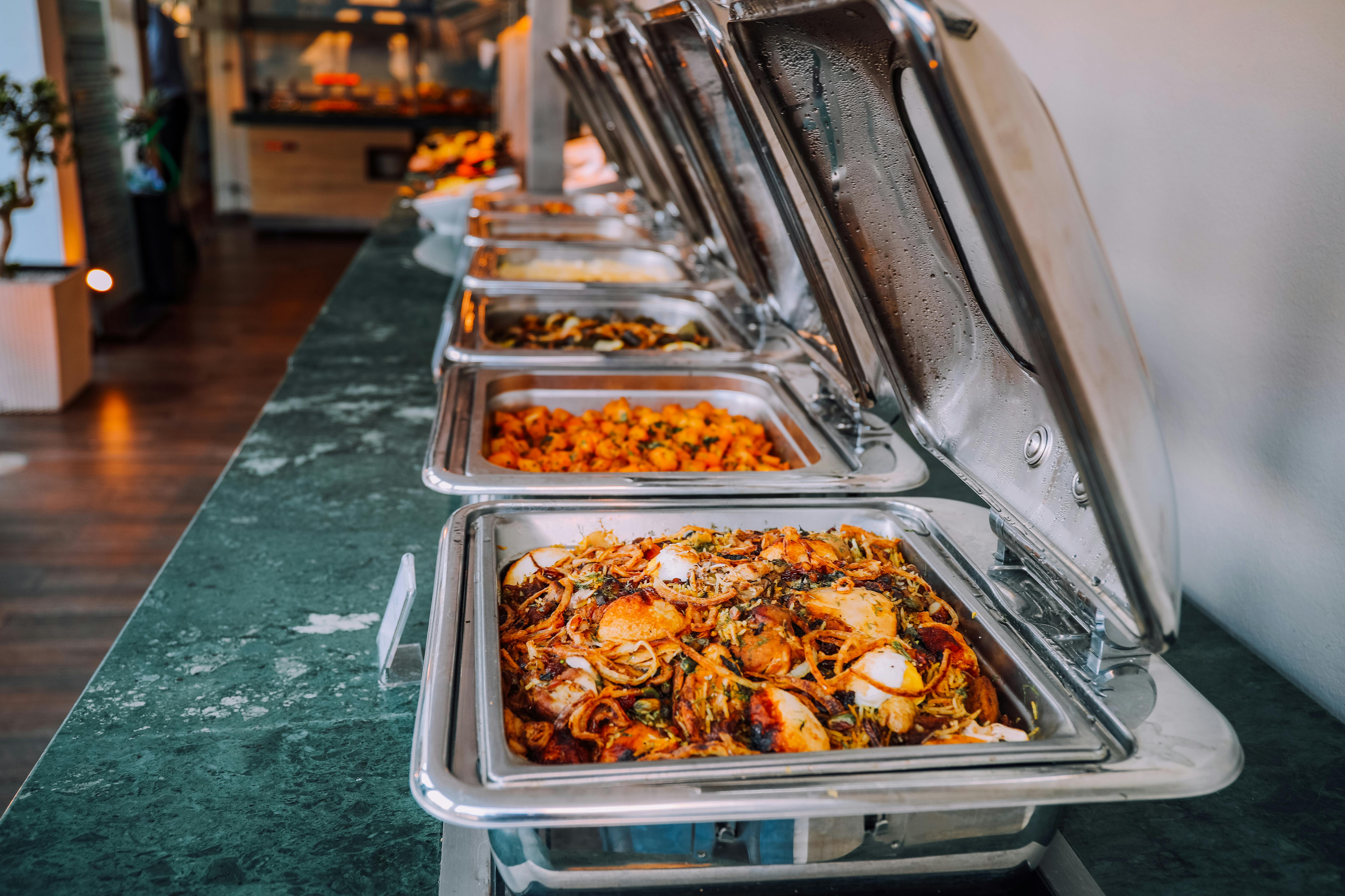 Chafing Dishes warm
